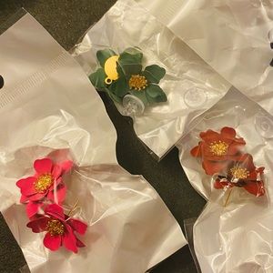 3 FOR $15!!! Set of 3 Pairs- Beautiful Orchid Post Earrings Never Opened